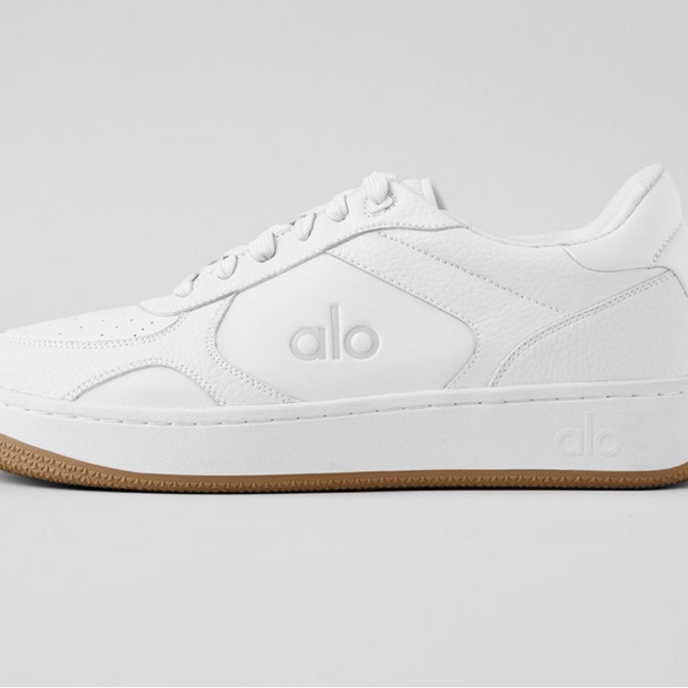 ALO Yoga Unisex Recovery Mode Sneaker